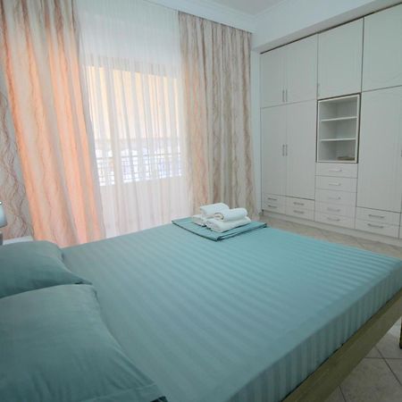 Ortus Hotel Sarandë Exterior foto